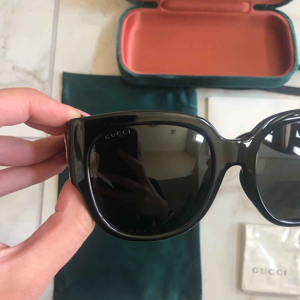 🔥NEW BLOGGERS CHOICE GUCCI SUNGLASSES 🔥 - Picture 8 of 15